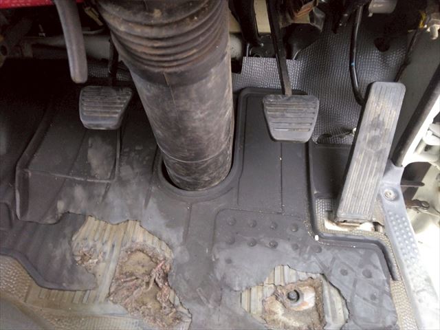 H26年 いすゞエルフ3t高床ダンプ No.1019|中古トラックの販売・買取・査定のアイナビ