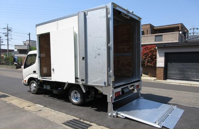 トヨタ バン車|中古トラックの販売・買取・査定のアイナビ