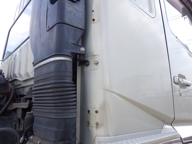 三菱QPG-FP64VDRSヘッド10t超第5輪荷重11.5t|中古トラックの販売・買取・査定のアイナビ