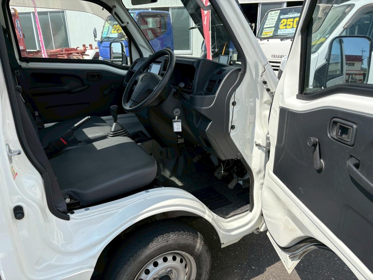 4WDコンパクトテールリフト検付パワーゲート5MTワンオーナー|中古トラックの販売・買取・査定のアイナビ