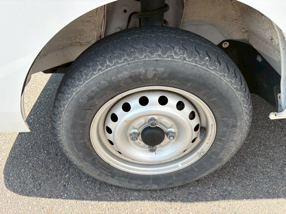 4WDコンパクトテールリフト検付パワーゲート5MTワンオーナー|中古トラックの販売・買取・査定のアイナビ