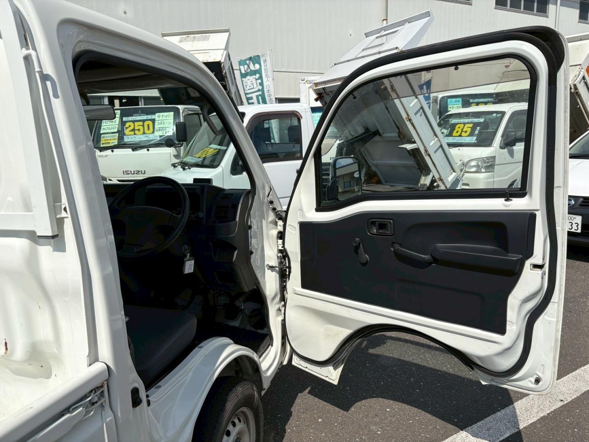 4WDコンパクトテールリフト検付パワーゲート5MTワンオーナー|中古トラックの販売・買取・査定のアイナビ