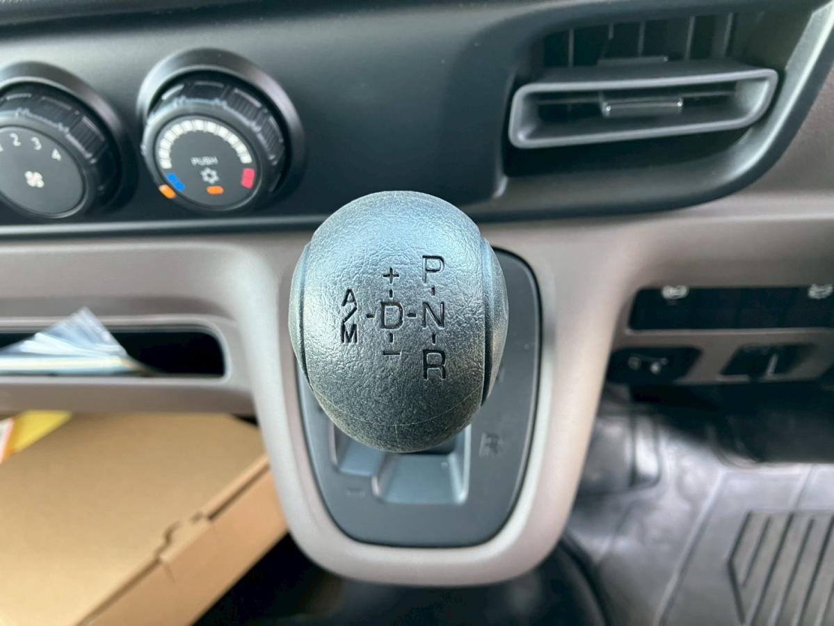 ☆未使用車 標準/10尺 AT ラッシング2段 純正ナビ|中古トラックの販売・買取・査定のアイナビ