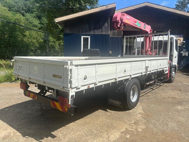 日野|中古トラックの販売・買取・査定のアイナビ