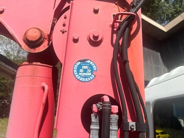 日野|中古トラックの販売・買取・査定のアイナビ