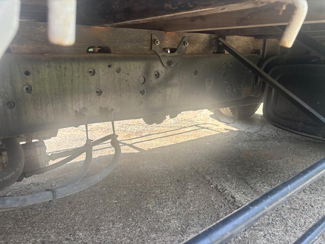 日野|中古トラックの販売・買取・査定のアイナビ