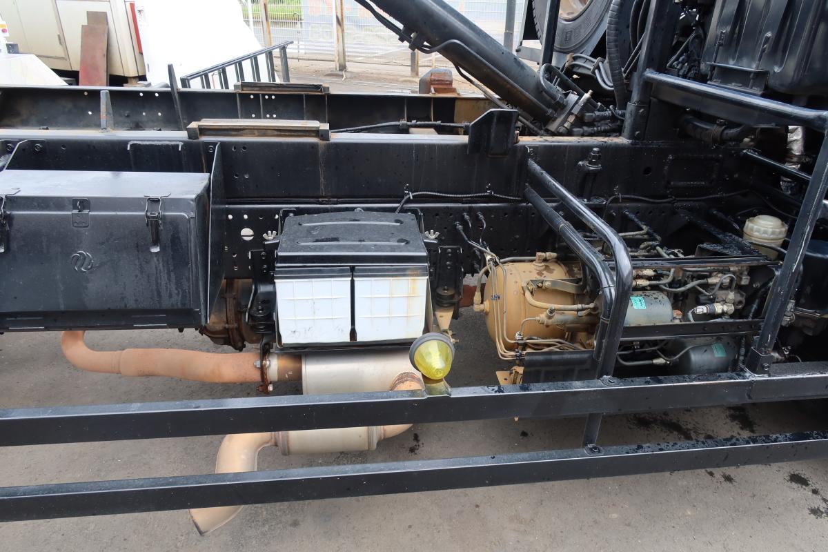 新明和製アームロールベッドなし 積載3900kgCCA44-30|中古トラックの販売・買取・査定のアイナビ