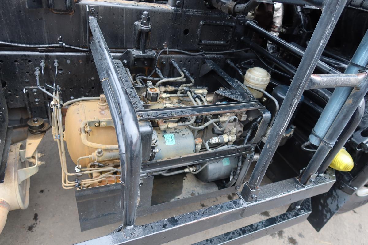 新明和製アームロールベッドなし 積載3900kgCCA44-30|中古トラックの販売・買取・査定のアイナビ