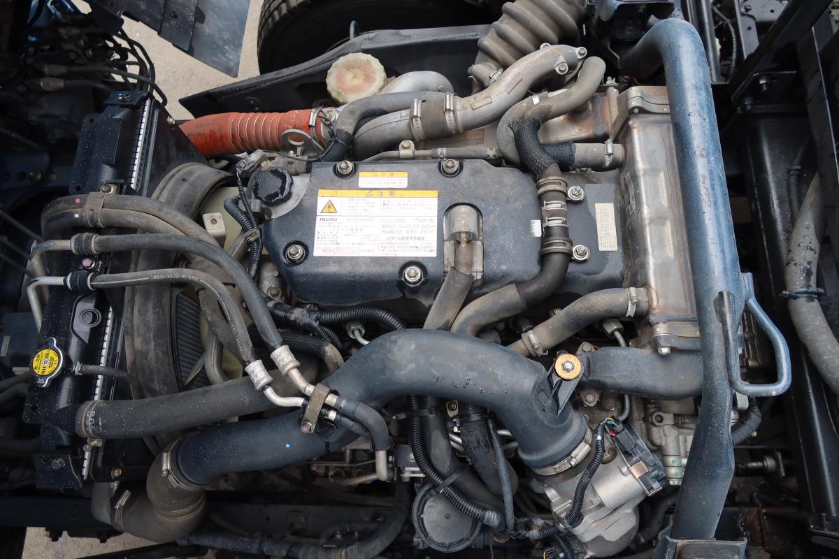 新明和製アームロールベッドなし 積載3900kgCCA44-30|中古トラックの販売・買取・査定のアイナビ