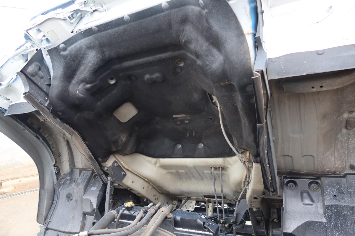 新明和製アームロールベッドなし 積載3900kgCCA44-30|中古トラックの販売・買取・査定のアイナビ