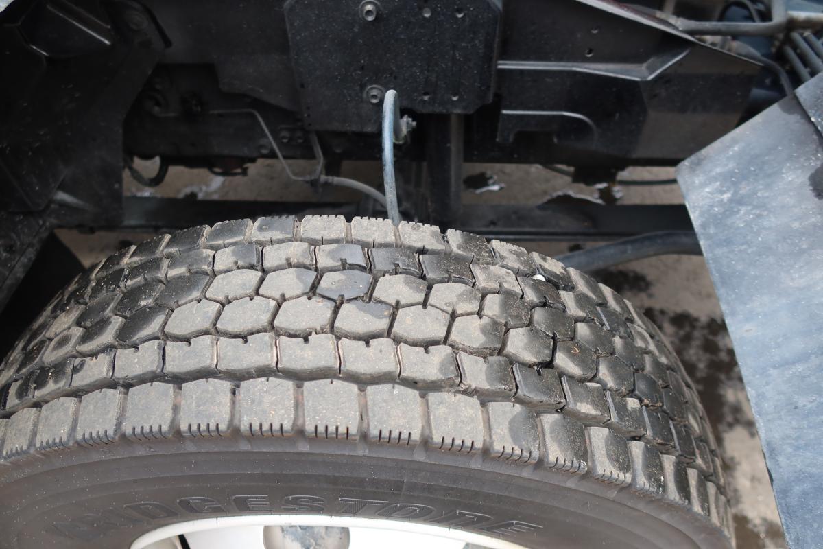 新明和製アームロールベッドなし 積載3900kgCCA44-30|中古トラックの販売・買取・査定のアイナビ