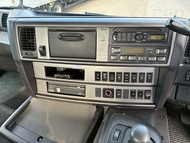 ハイルーフ後輪エアサスプロシフト45t牽引シングルヘッド|中古トラックの販売・買取・査定のアイナビ