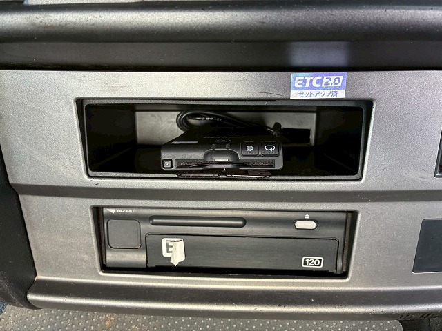 ハイルーフ後輪エアサスプロシフト45t牽引シングルヘッド|中古トラックの販売・買取・査定のアイナビ