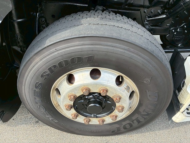 ハイルーフ後輪エアサスプロシフト45t牽引シングルヘッド|中古トラックの販売・買取・査定のアイナビ