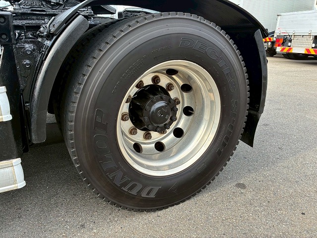 ハイルーフ後輪エアサスプロシフト45t牽引シングルヘッド|中古トラックの販売・買取・査定のアイナビ