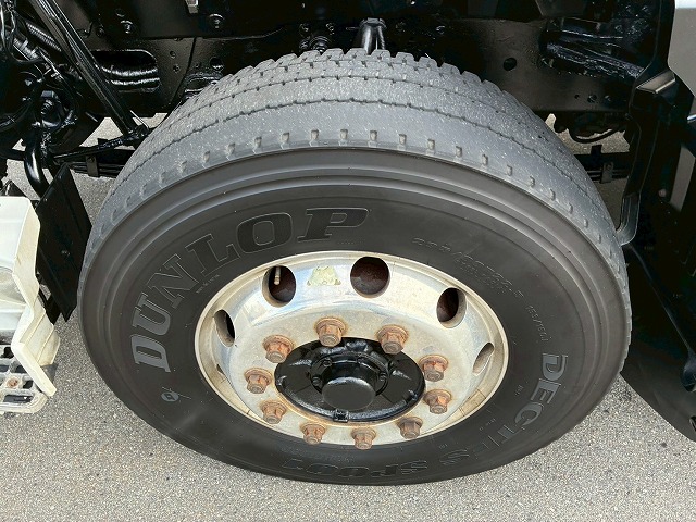 ハイルーフ後輪エアサスプロシフト45t牽引シングルヘッド|中古トラックの販売・買取・査定のアイナビ