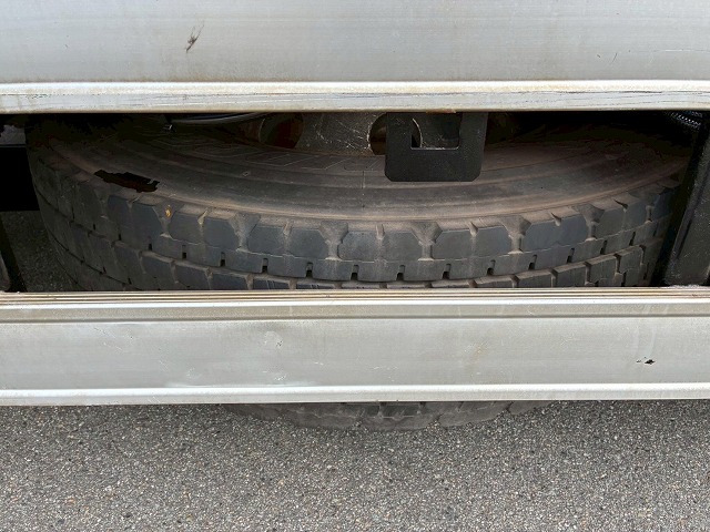 ハイルーフ後輪エアサスプロシフト45t牽引シングルヘッド|中古トラックの販売・買取・査定のアイナビ