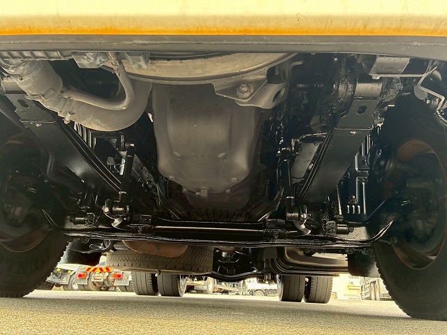 ハイルーフ後輪エアサスプロシフト45t牽引シングルヘッド|中古トラックの販売・買取・査定のアイナビ