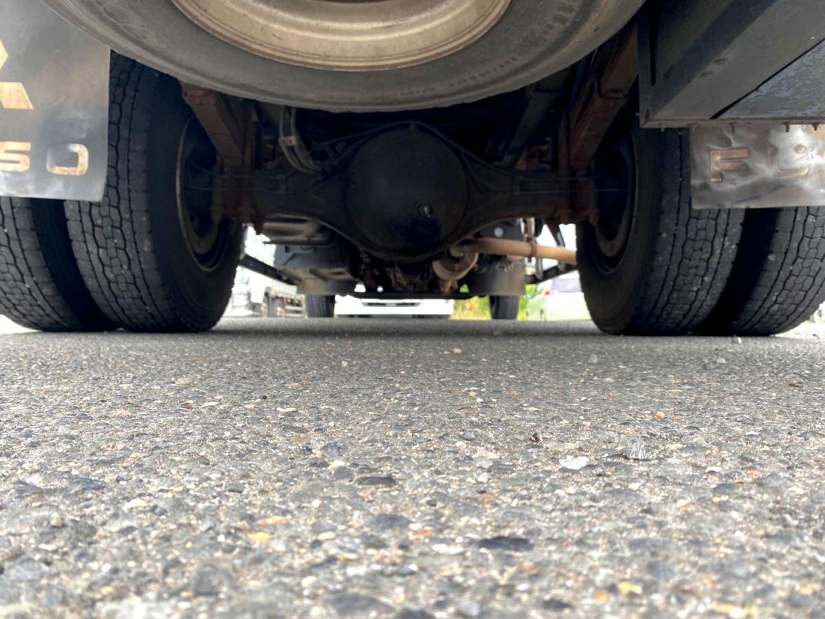 平成17年三菱ふそうファイター4t平ボディ荷台鉄板PA-FK71RH|中古トラックの販売・買取・査定のアイナビ