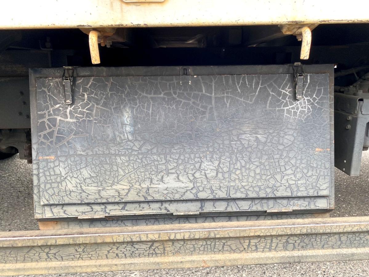 平成17年三菱ふそうファイター4t平ボディ荷台鉄板PA-FK71RH|中古トラックの販売・買取・査定のアイナビ