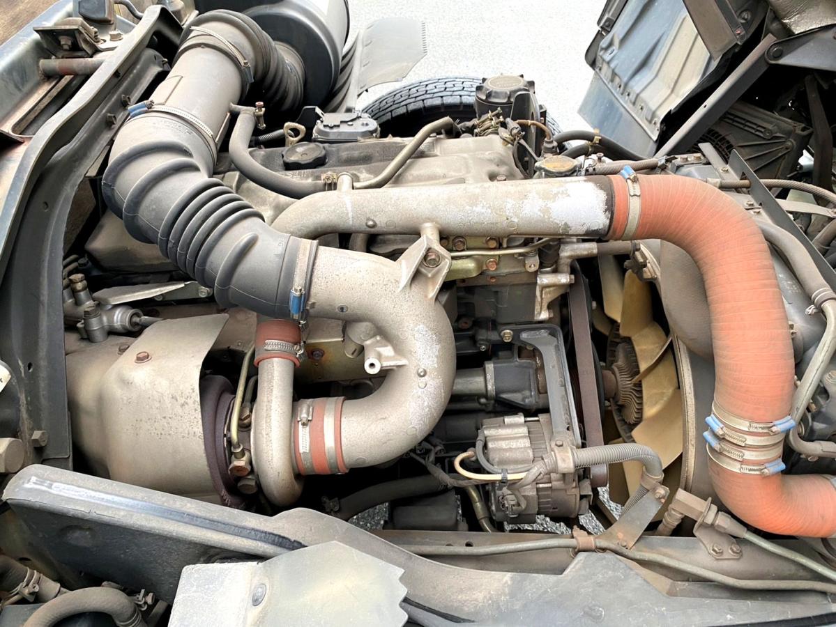 平成17年三菱ふそうファイター4t平ボディ荷台鉄板PA-FK71RH|中古トラックの販売・買取・査定のアイナビ