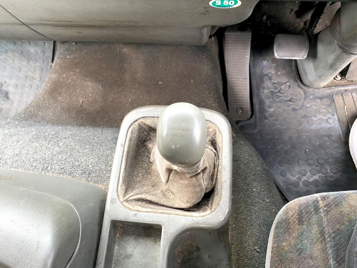 平成17年三菱ふそうファイター4t平ボディ荷台鉄板PA-FK71RH|中古トラックの販売・買取・査定のアイナビ