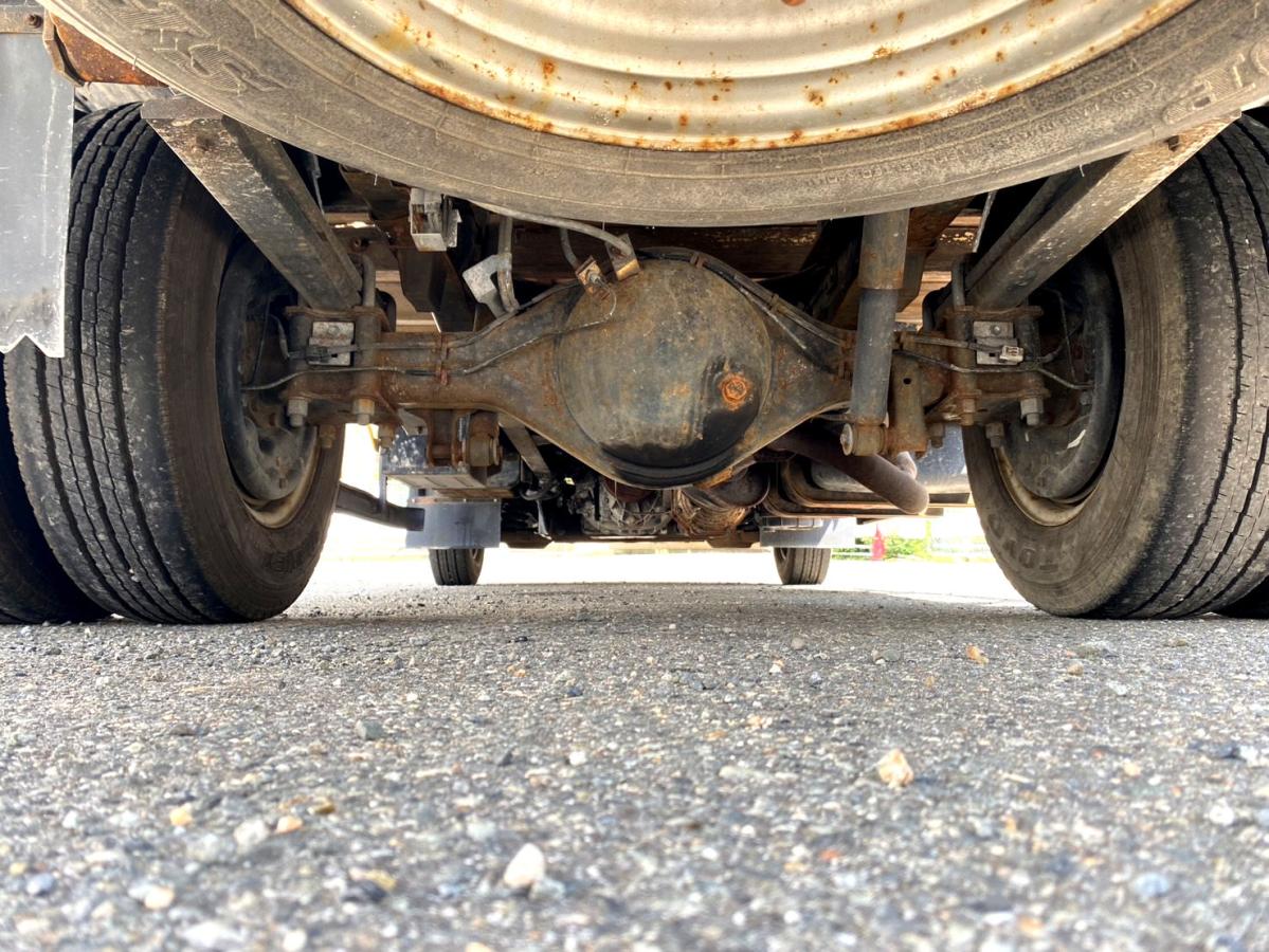 平成21年いすゞエルフ平ボディワイドロング道路標識車|中古トラックの販売・買取・査定のアイナビ