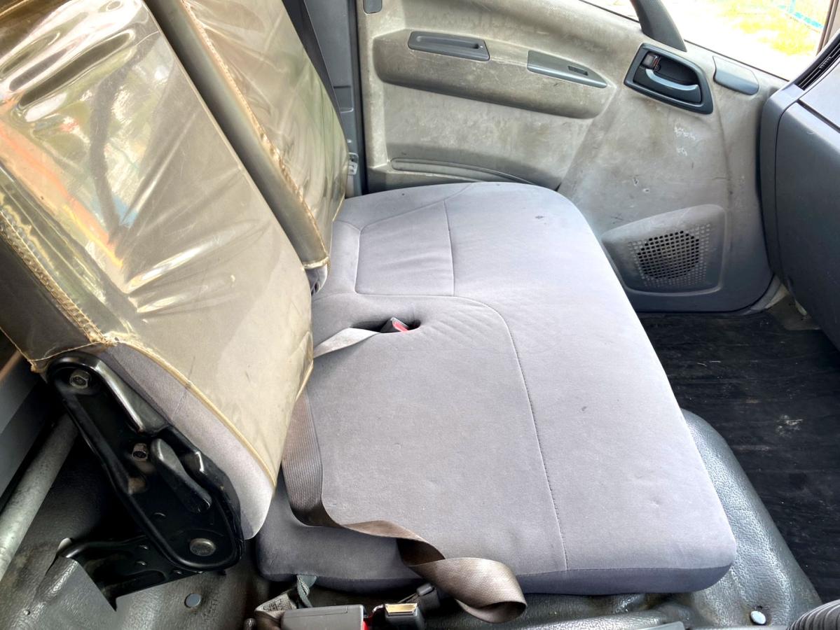 平成21年いすゞエルフ平ボディワイドロング道路標識車|中古トラックの販売・買取・査定のアイナビ