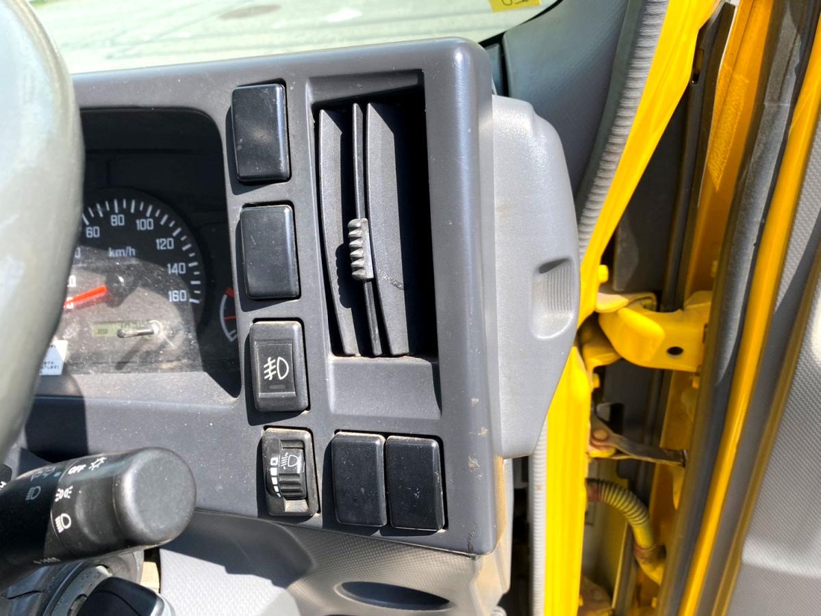 平成21年いすゞエルフ平ボディワイドロング道路標識車|中古トラックの販売・買取・査定のアイナビ