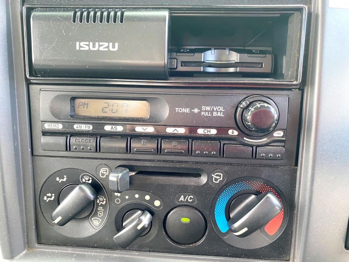 平成21年いすゞエルフ平ボディロング道路標識車BKR-NLR85AR|中古トラックの販売・買取・査定のアイナビ