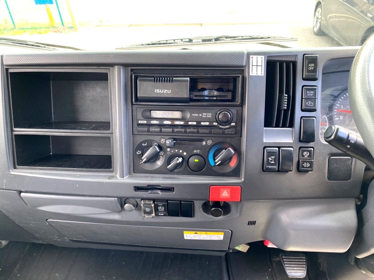 平成21年いすゞエルフ平ボディロング道路標識車BKR-NLR85AR|中古トラックの販売・買取・査定のアイナビ