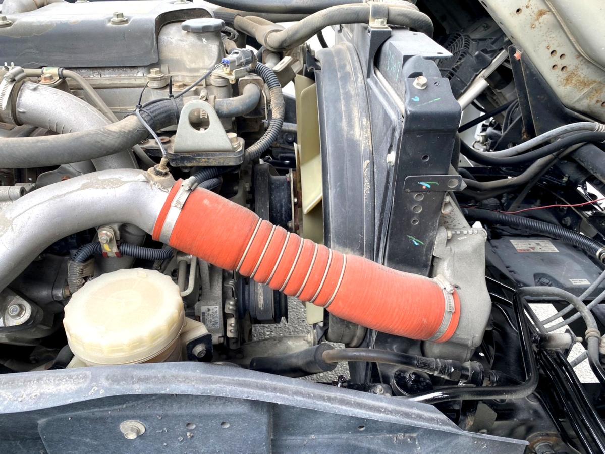 平成26年いすゞフォワード4tダンプ全塗装済TKG-FRR90S1|中古トラックの販売・買取・査定のアイナビ