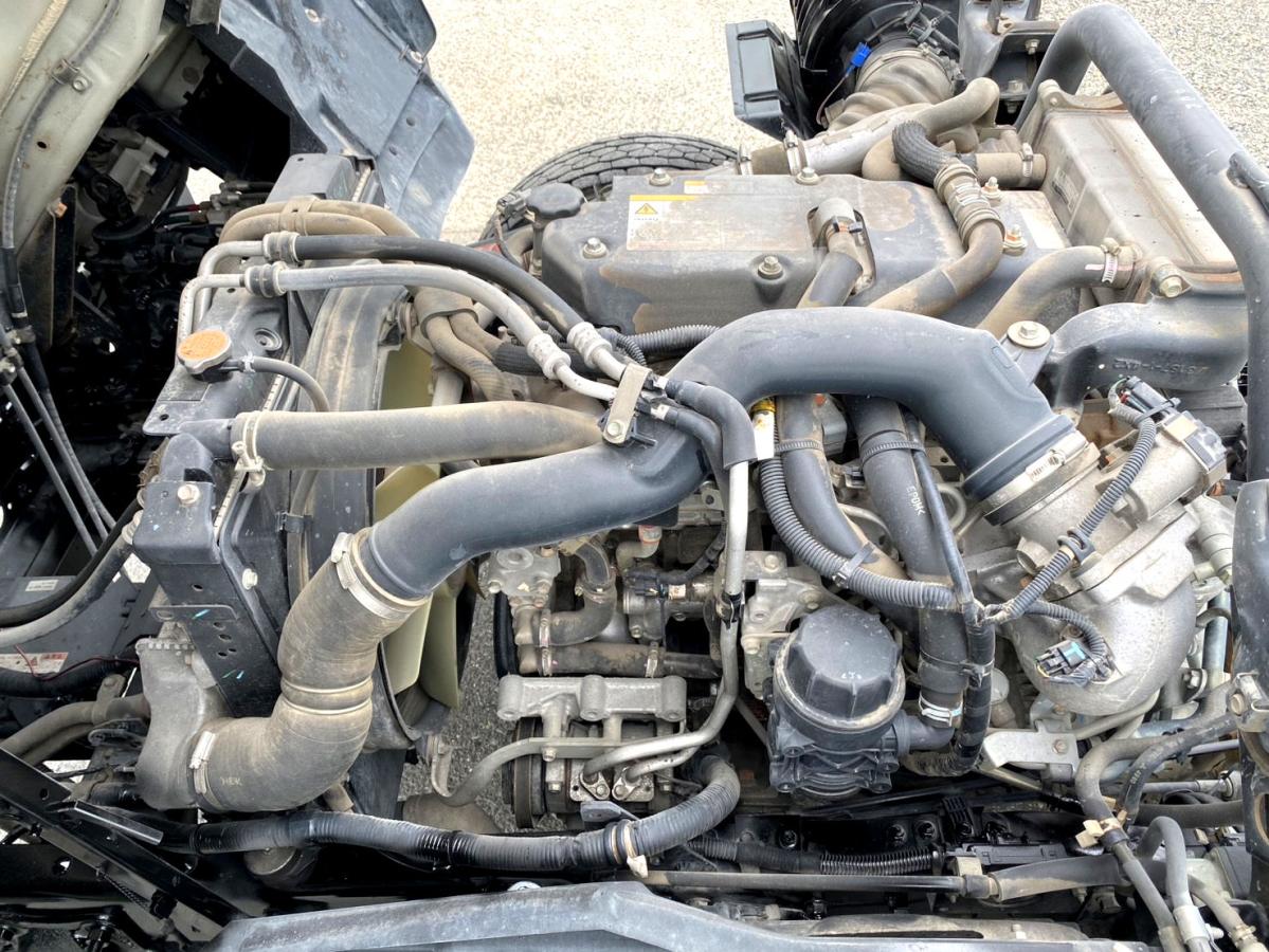 平成26年いすゞフォワード4tダンプ全塗装済TKG-FRR90S1|中古トラックの販売・買取・査定のアイナビ