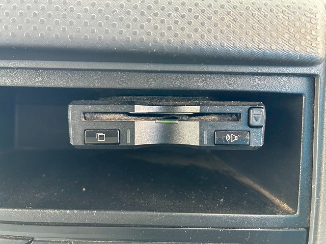 左サイド扉日本フルハーフ6速MT2t6t小型ドライバン箱車|中古トラックの販売・買取・査定のアイナビ