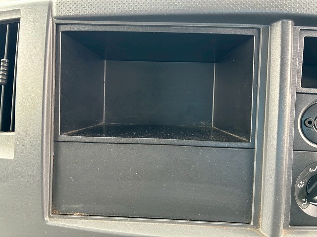 左サイド扉日本フルハーフ6速MT2t6t小型ドライバン箱車|中古トラックの販売・買取・査定のアイナビ