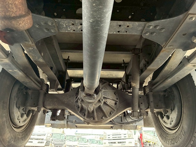 左サイド扉日本フルハーフ6速MT2t6t小型ドライバン箱車|中古トラックの販売・買取・査定のアイナビ