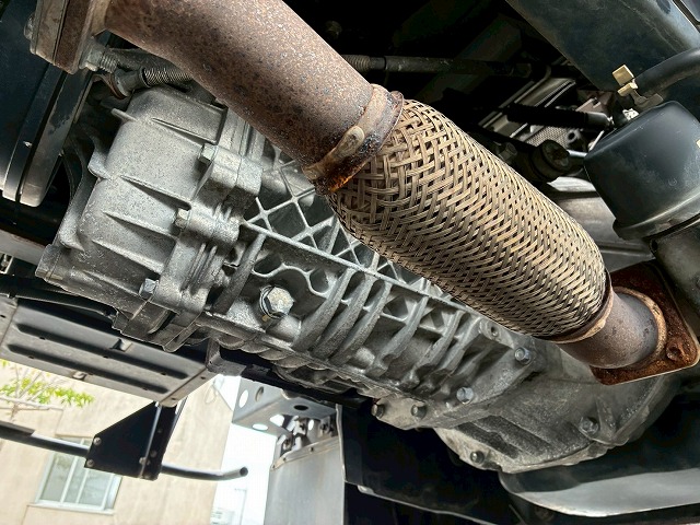 左サイド扉日本フルハーフ6速MT2t6t小型ドライバン箱車|中古トラックの販売・買取・査定のアイナビ