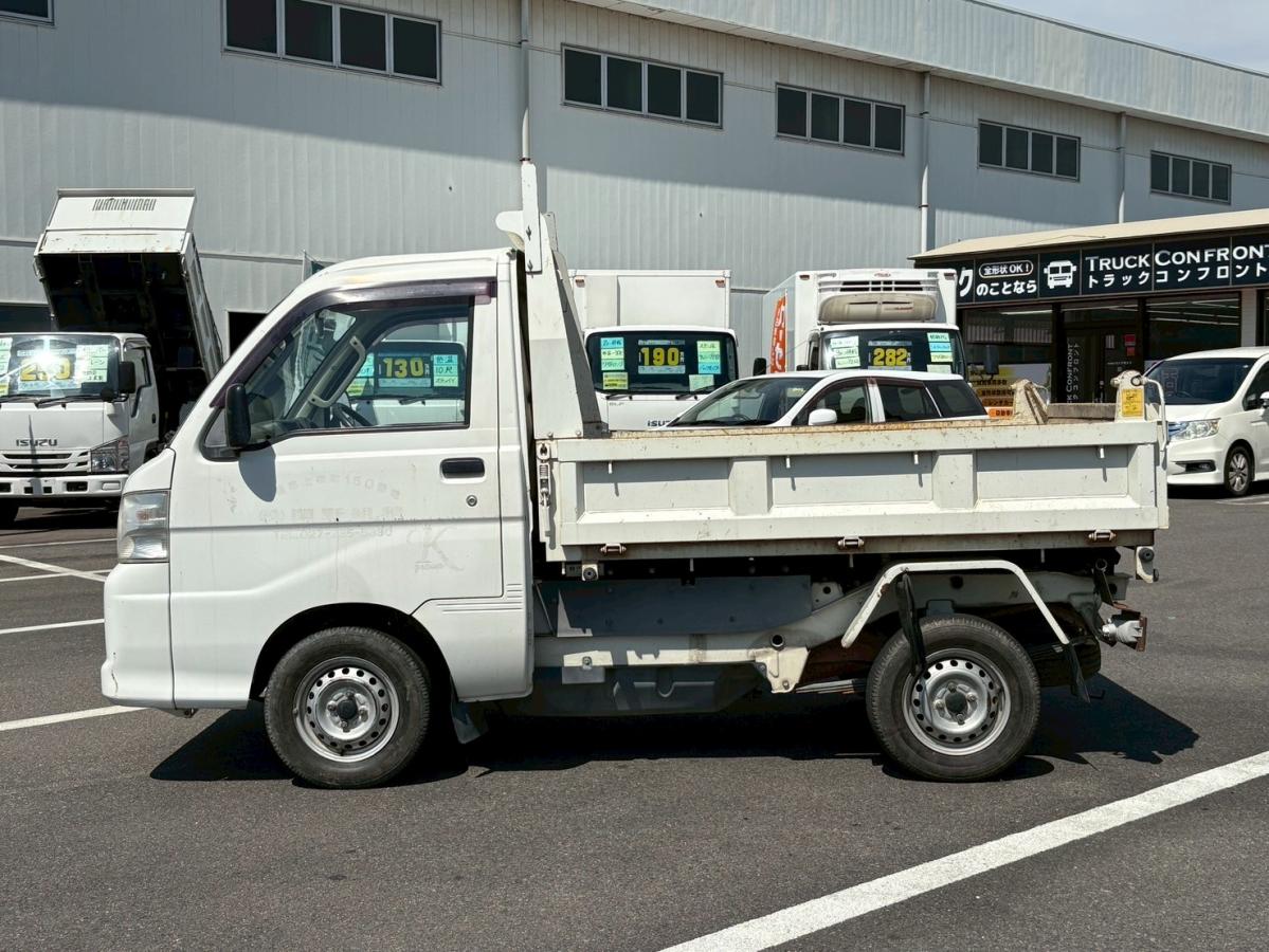 4WD多目的ダンプPTO土砂禁パワステエアコン|中古トラックの販売・買取・査定のアイナビ