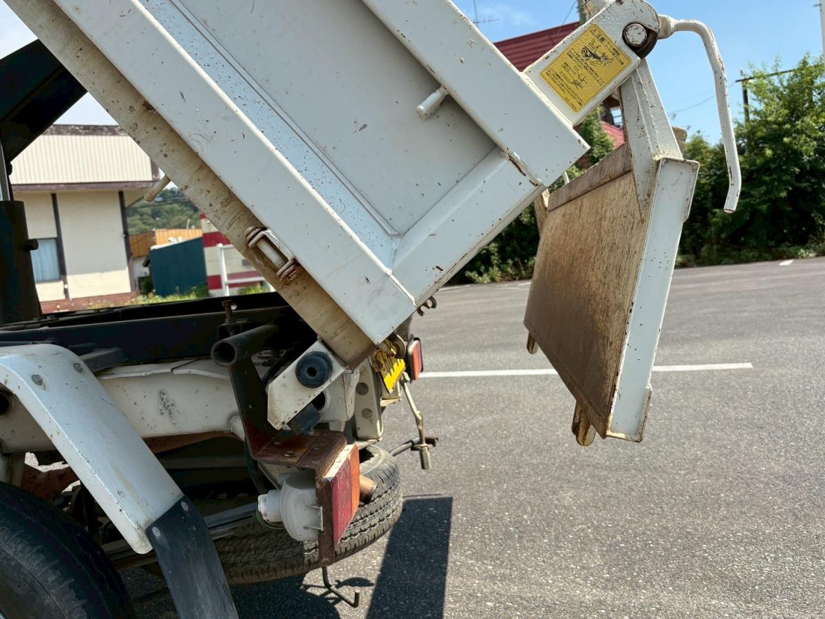 4WD多目的ダンプPTO土砂禁パワステエアコン|中古トラックの販売・買取・査定のアイナビ