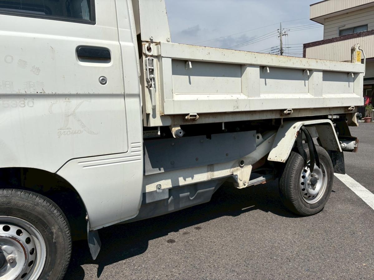 4WD多目的ダンプPTO土砂禁パワステエアコン|中古トラックの販売・買取・査定のアイナビ