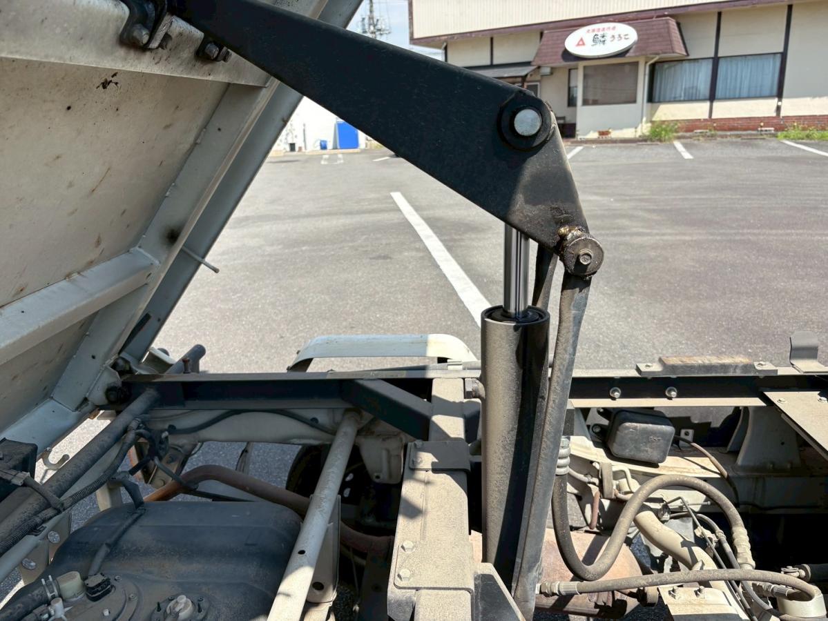 4WD多目的ダンプPTO土砂禁パワステエアコン|中古トラックの販売・買取・査定のアイナビ