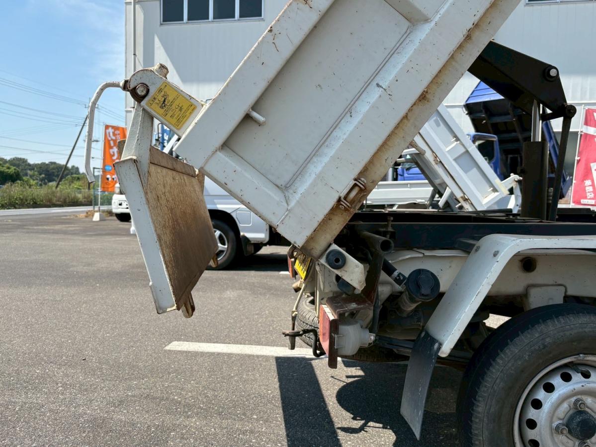 4WD多目的ダンプPTO土砂禁パワステエアコン|中古トラックの販売・買取・査定のアイナビ