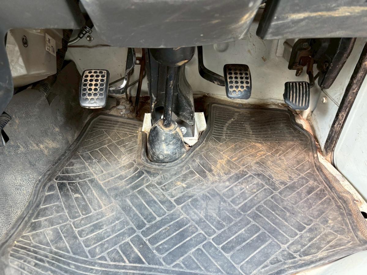 4WD多目的ダンプPTO土砂禁パワステエアコン|中古トラックの販売・買取・査定のアイナビ