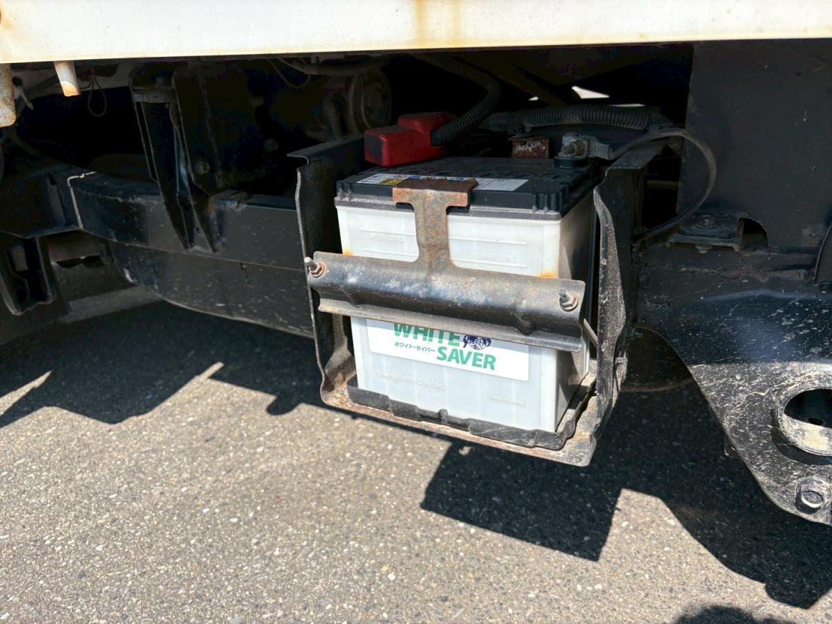 4WDダンプ電動式350kg積載エアコン|中古トラックの販売・買取・査定のアイナビ