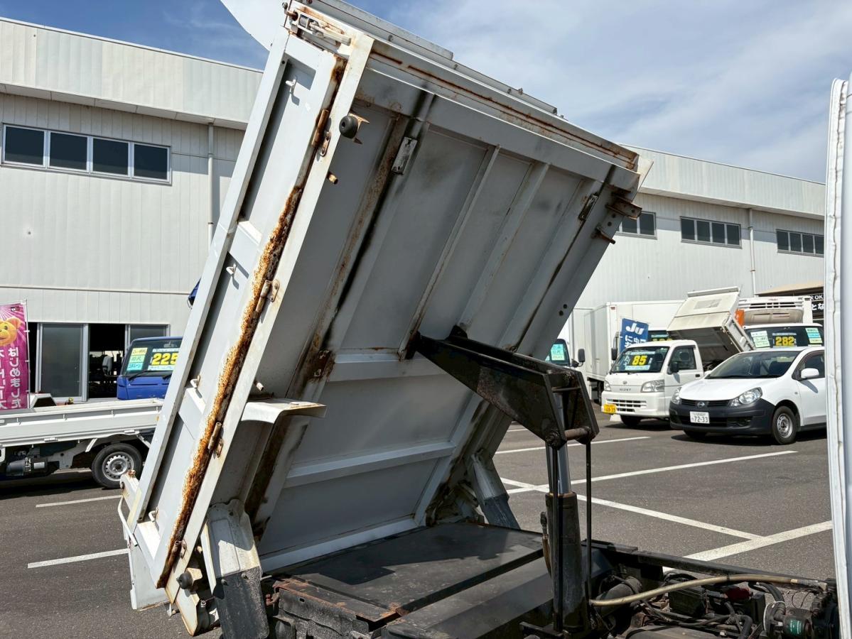 4WDダンプ電動式350kg積載エアコン|中古トラックの販売・買取・査定のアイナビ