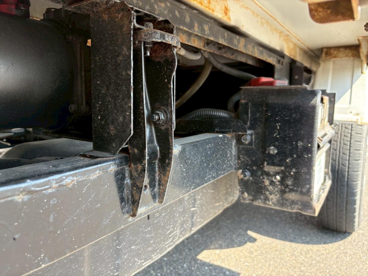 4WDダンプ電動式350kg積載エアコン|中古トラックの販売・買取・査定のアイナビ