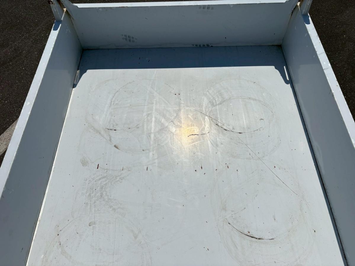 4WDダンプ電動式350kg積載エアコン|中古トラックの販売・買取・査定のアイナビ