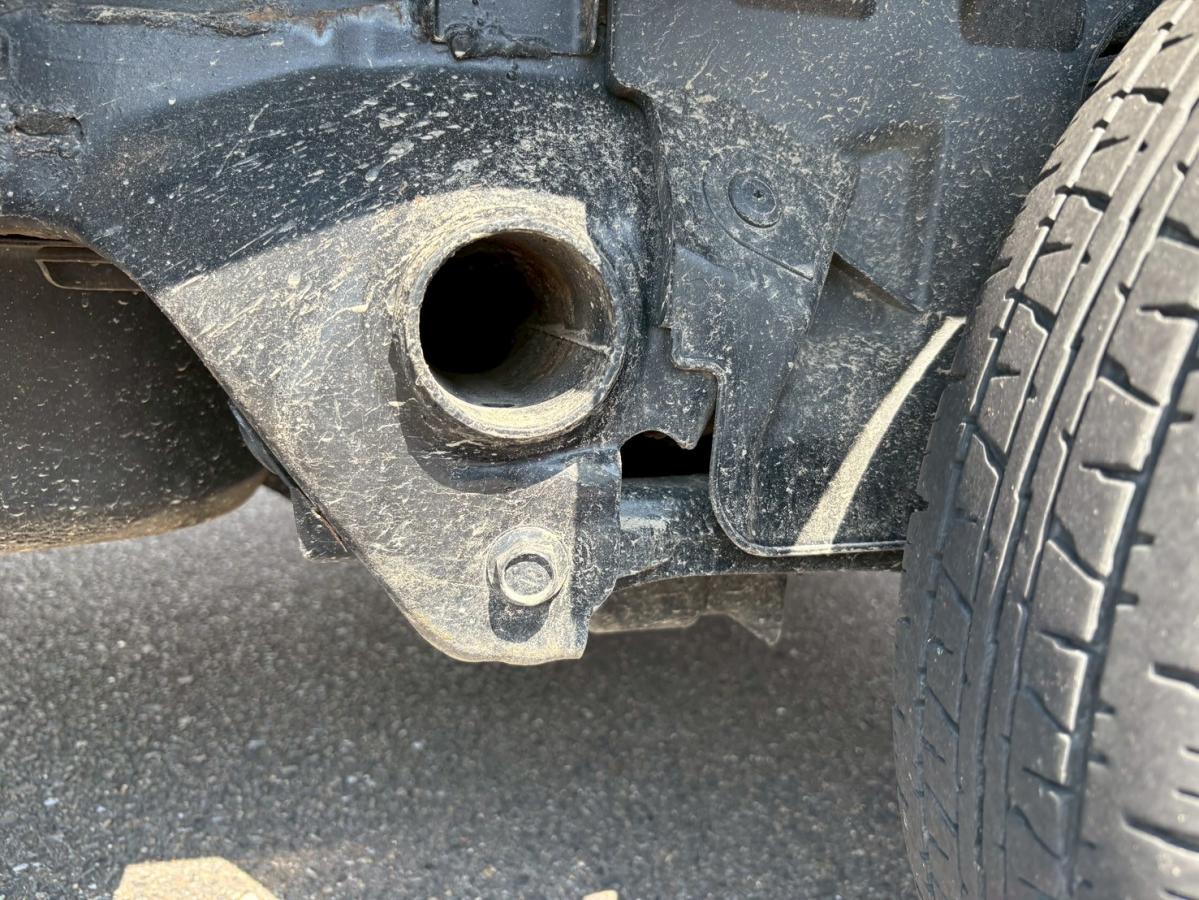 4WDダンプ電動式350kg積載エアコン|中古トラックの販売・買取・査定のアイナビ