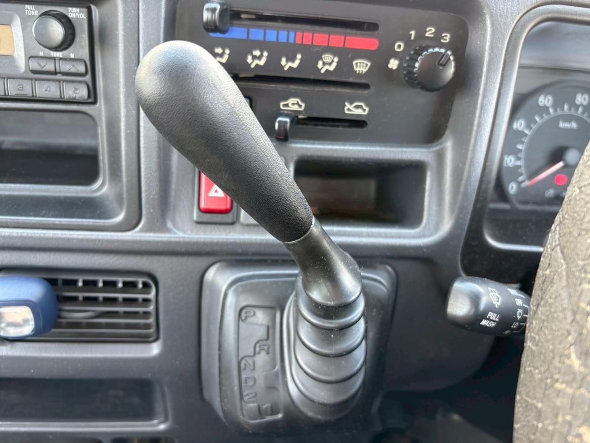 4WDダンプ電動式350kg積載エアコン|中古トラックの販売・買取・査定のアイナビ