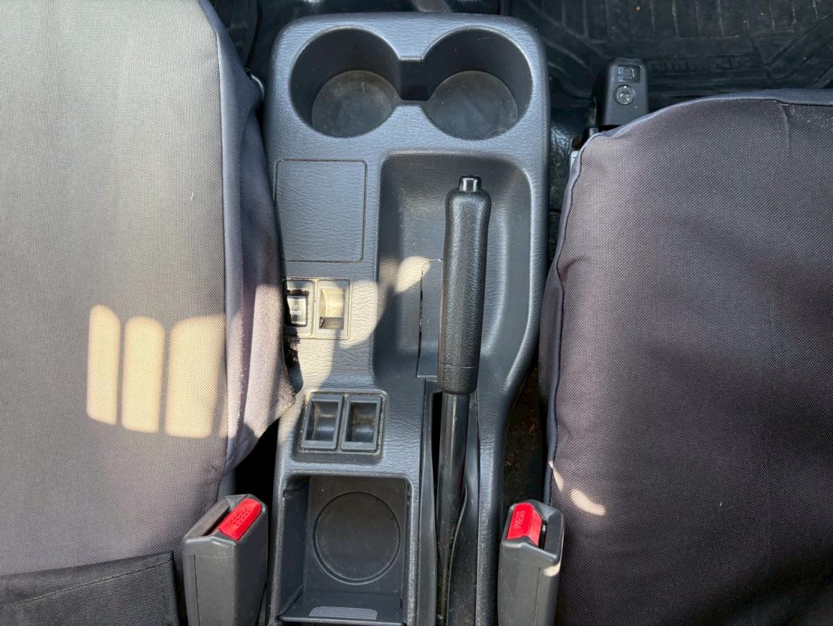 4WDダンプ電動式350kg積載エアコン|中古トラックの販売・買取・査定のアイナビ